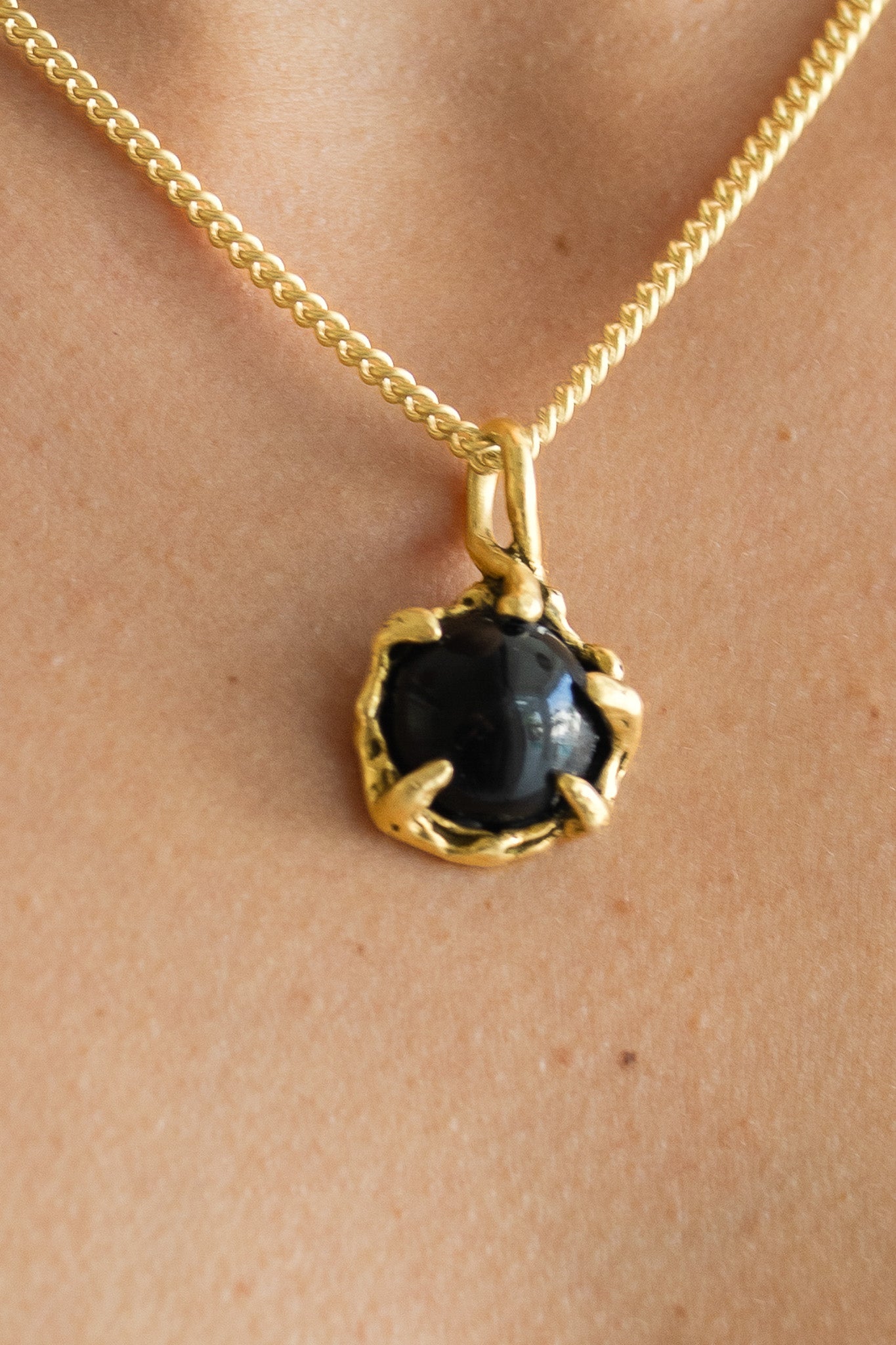 Aurora-Anhänger Gold