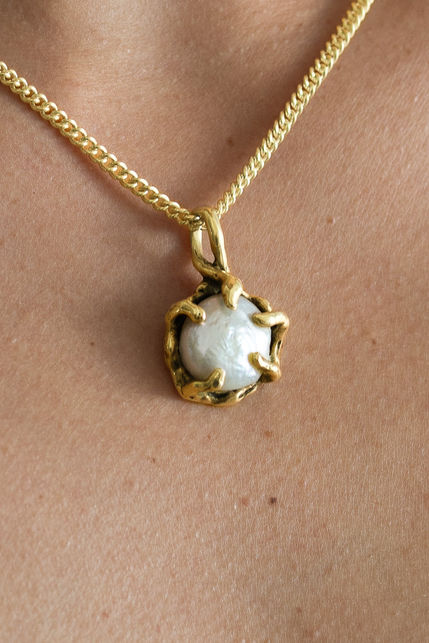 Aurora-Anhänger Gold